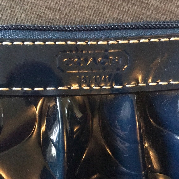 Coach wristlet - Picture 2 of 3